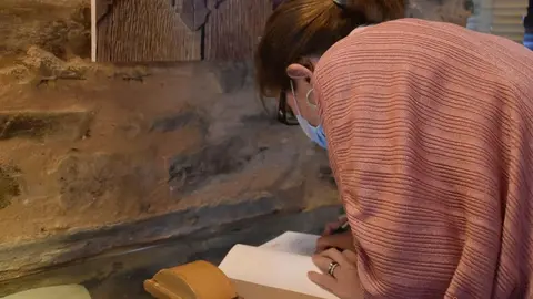 Inauguración SAUS exposición de arte religioso (19)