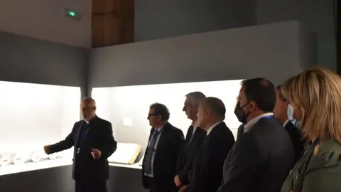 Inauguración SAUS exposición de arte religioso (28)