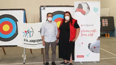 Firma convenio Cruz roja y Club Deportivo Arqueros zamora