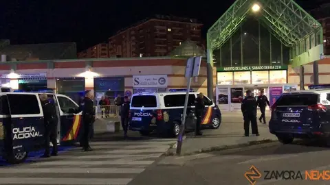 Simulacro terrorista en el CC Valderaduey