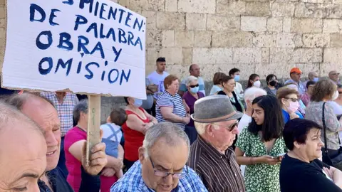 Manifestación Mayalde (3)
