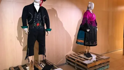 14INDUMENTARIATRADICIONAL 