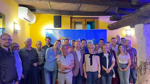 reunión alcaldes pp en la guareña