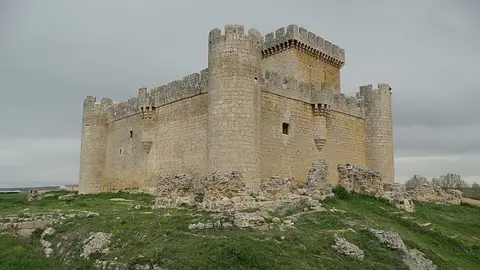 Castillo de Villalonso