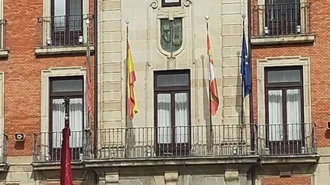 Imagen de la Virgen de la Concha en el Ayuntamiento. Foto Vox