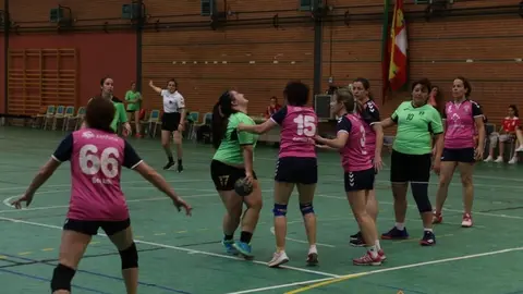 Uno de los partidos del torneo. Foto Marcos Vicente