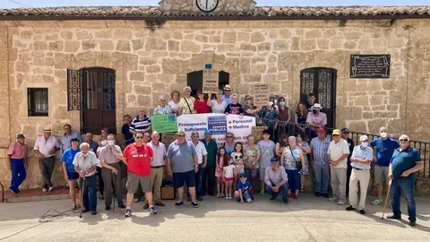 Concentración a favor de la Sanidad en Cuelgamures
