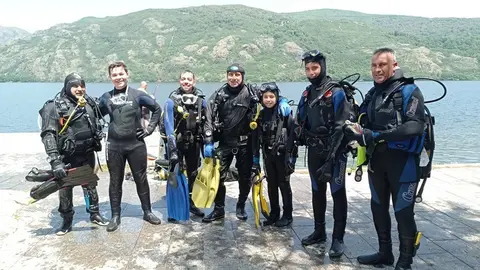 Submarinistas en el Lago de Sanabria