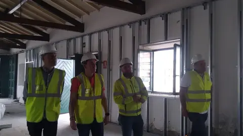 El presidente de la Diputación durante la visita a las obras del futuro Parque Tecnológico