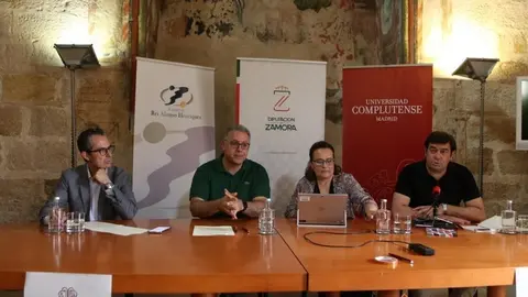 Presentación del proyecto en la FRAH