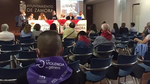 Mesa redonda celebración del 50 aniversario de la primera Comisión de Fiestas