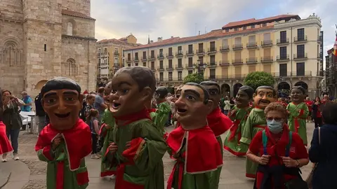 Desfile de peñas (35)