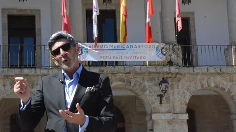 iberoamericana Toro  (85)