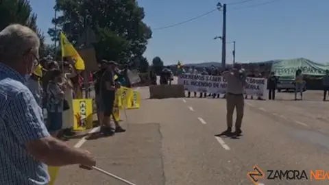 Manifestación de COAG en Villardeciervos. Archivo