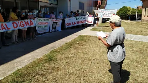 44 protesta en la ZBS de Sayago, ante el centro de salud de Bermillo. Fotografía: CEDIDA