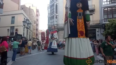 Desfile gigantes (7)