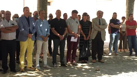 Trabajadores de la Diputación de Zamora en el acto en homenaje por el 25 aniversario de la muerta de Miguel Ángel Blanco