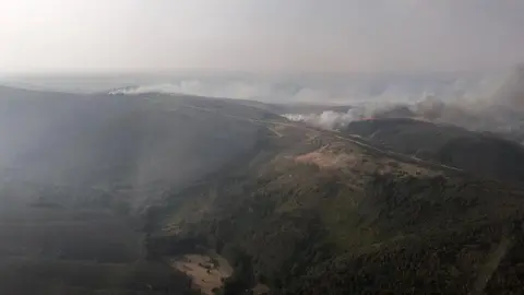 Imagen del incendio en Figueruela de Arriba. Fotografía: Consejería de Medio Ambiente de la JCyL