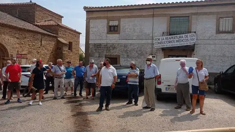 Protesta de la Plataforma en Defensa por una Sanidad Digna de la Zona Básica de Salud de Tábara