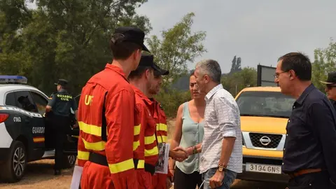 El ministro del interior, Fernando Grande-Marlaska, visita el fuego en Losacio_17