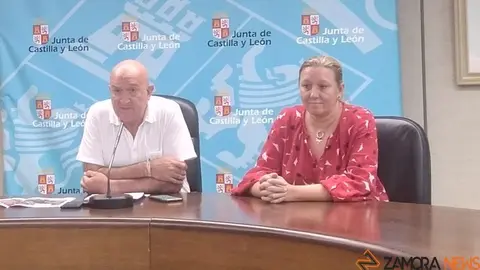 La consejera de Familia, Isabel Blanco, junto al consejero de Presidencia