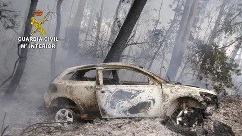 ´Vehículo quemado por los detenidos. Foto Guardia Civil