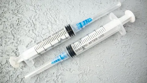 jeringuilla vía freepik