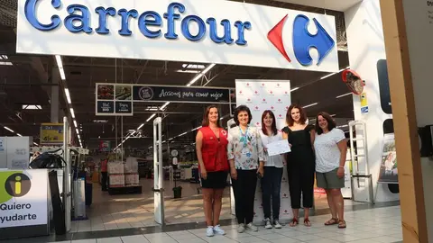 entrega diplomas cruz roja