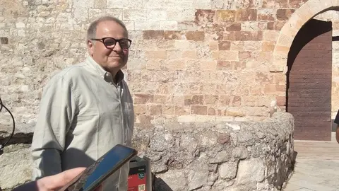 El concejal de Turismo presenta las rutas del Cerco en el Castillo