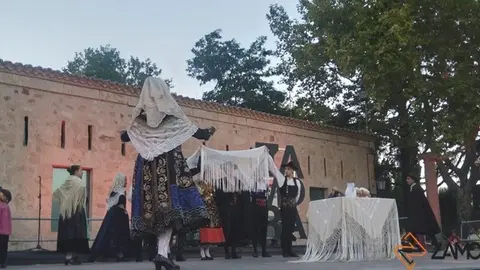 El grupo Surco puso en escena una boda charra