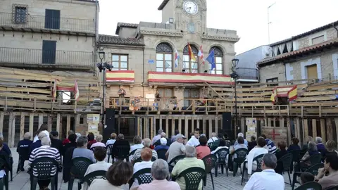 Arando Ñieve hace las delicias del público fermosellano