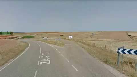 Entrada a El Campillo desde Almendra