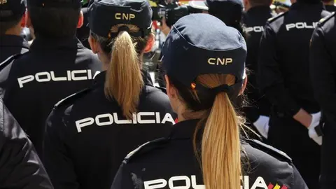 Mujeres Policía