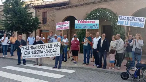 Nueva manifestación de la Plataforma por una Sanidad Pública Digna de la Zona de Salud Básica de Tábara. Fotografía: CEDIDA