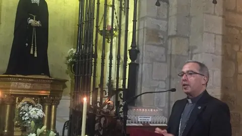 Fernando Valera en el acto de coronación de la Soledad