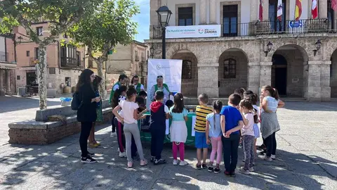 Asociación Española Contra el Cáncer toro