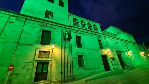 Iluminación en la Diputación por el Día del Farmacéutico
