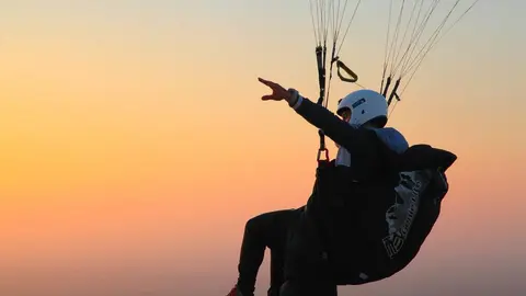 Parapente. Fotografía de archivo