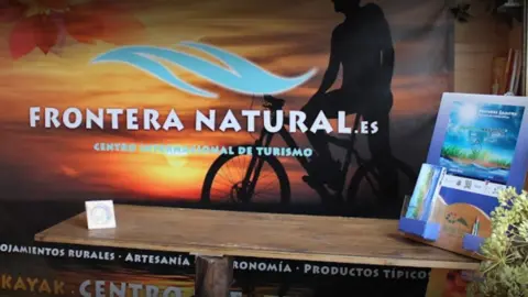Punto de información turística Villadepera