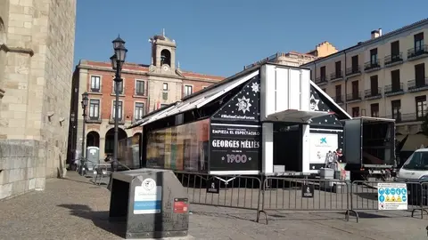 Carpa instalada en la Plaza Mayor