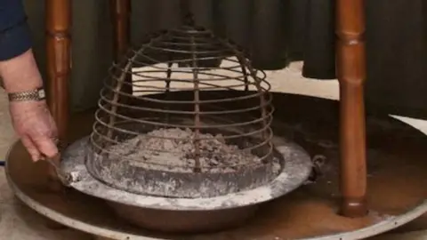 Brasero. Fotografía de archivo