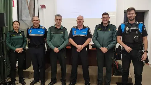 Agentes de la Guardia Civil y la Policía Local de Toro durante las jornadas formativas sobre Violencia de Género