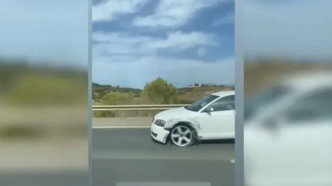 Vehículo siniestrado en la autovía A-7, a la altura del punto kilométrico 246