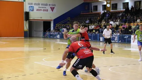 Balonmano Zamora-Nov&aacute;s_3