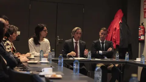 economistas e instituciones