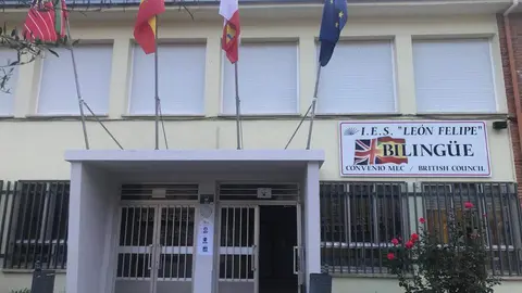 IES León Felipe Benavente