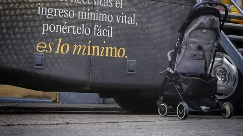 Autobús informativo del Ingreso Mínimo Vital. Fotografía: Ministerio de Inclusión, Seguridad Social y Migraciones