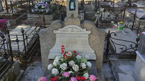 Flores para Ramón Álvarez