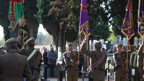 Homenaje militares en el cementerio de Zamora (8)