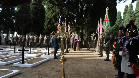 Homenaje militares en el cementerio de Zamora (9)